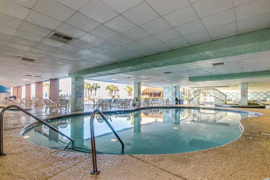 Breathtaking Oceanfront Suite Grand Cayman 451 默特尔比奇 外观 照片