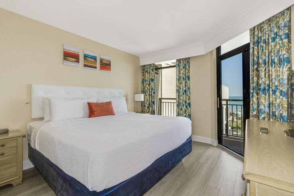 Breathtaking Oceanfront Suite Grand Cayman 451 默特尔比奇 外观 照片