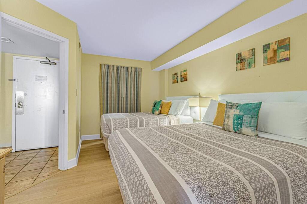 Breathtaking Oceanfront Suite Grand Cayman 451 默特尔比奇 外观 照片
