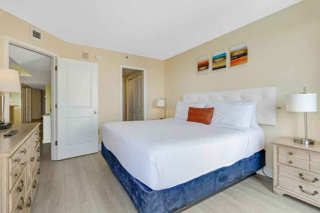 Breathtaking Oceanfront Suite Grand Cayman 451 默特尔比奇 外观 照片